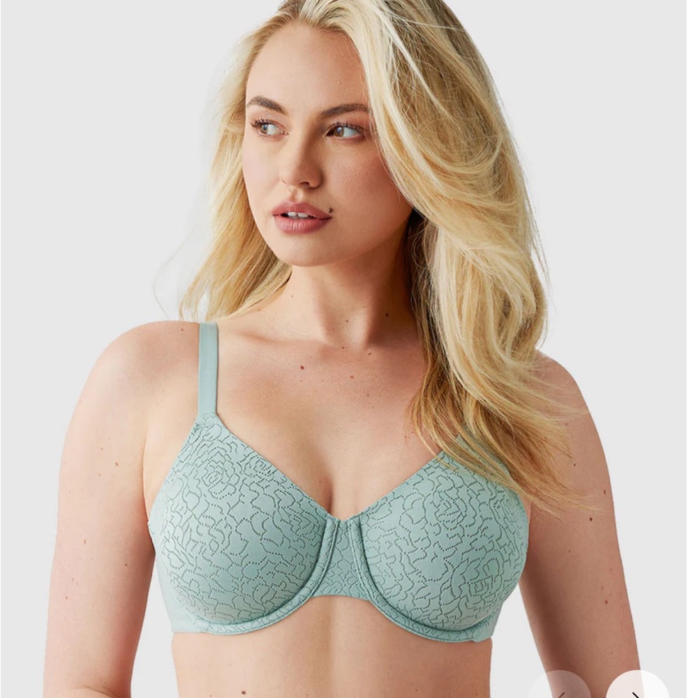 Wacoal Light Green Lace Underwire Bra - Women's Intimates